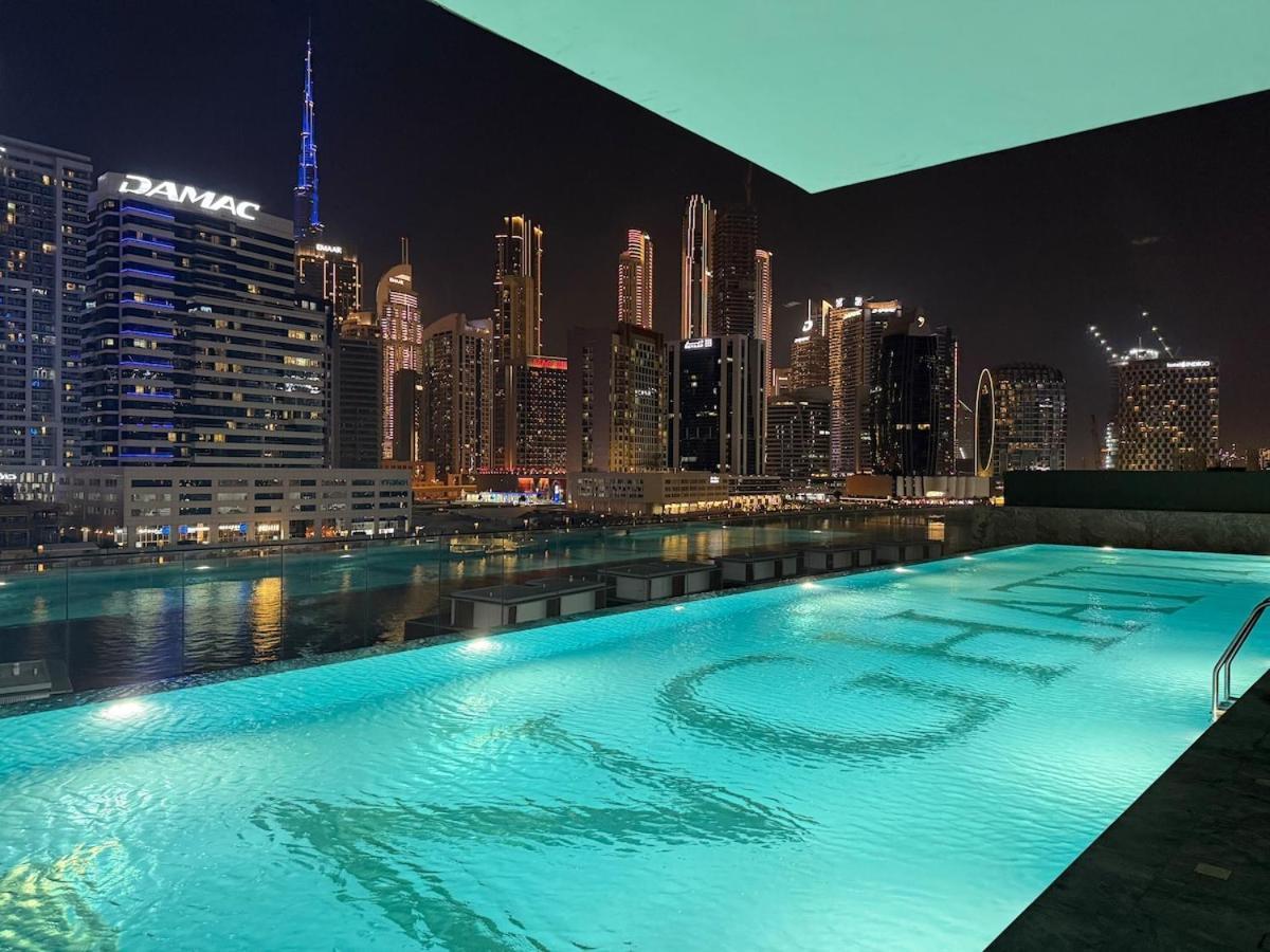 Elegant & Luxury 2Br Apartment Burj And Canal View Sabkhah ภายนอก รูปภาพ