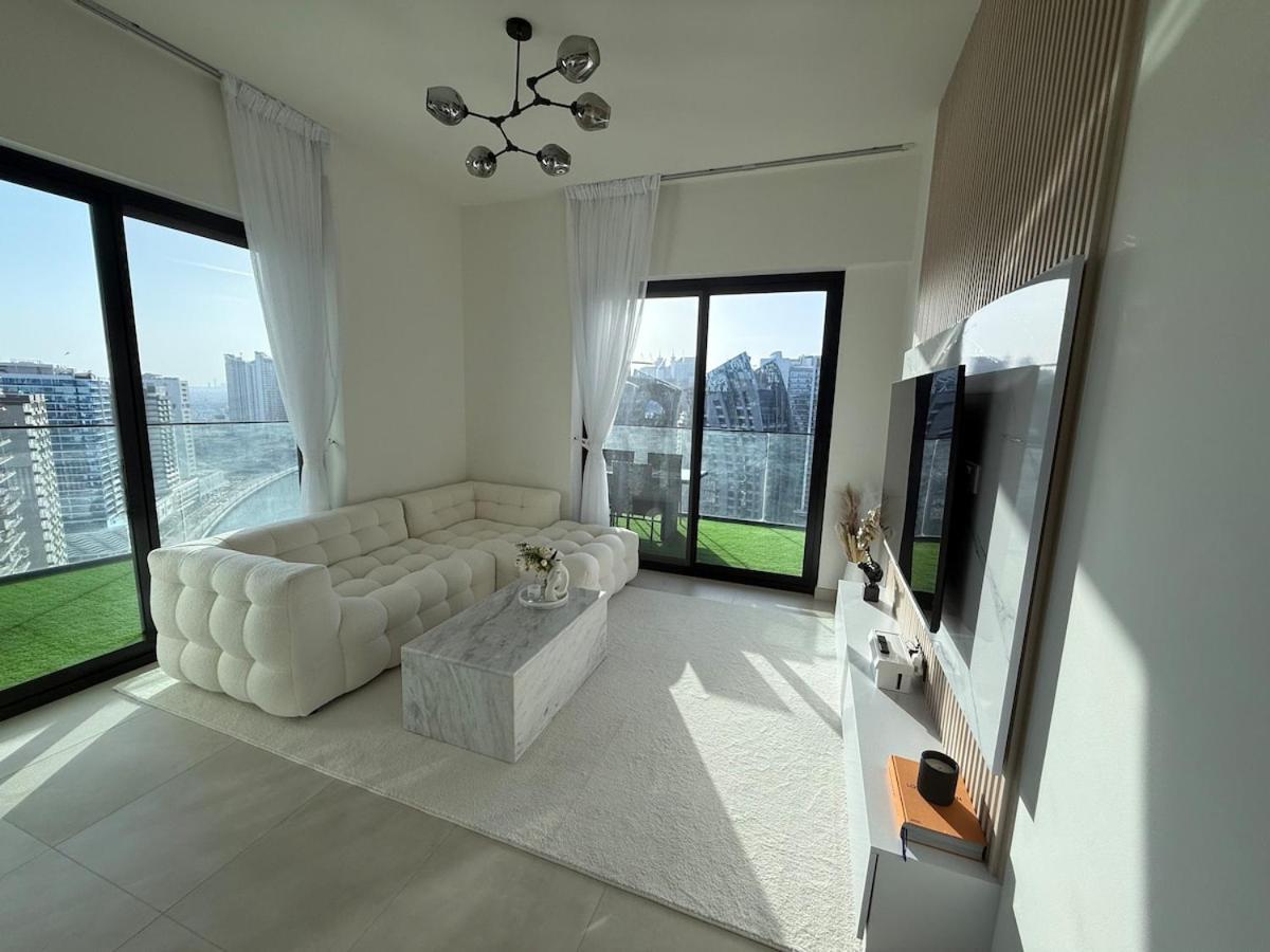 Elegant & Luxury 2Br Apartment Burj And Canal View Sabkhah ภายนอก รูปภาพ